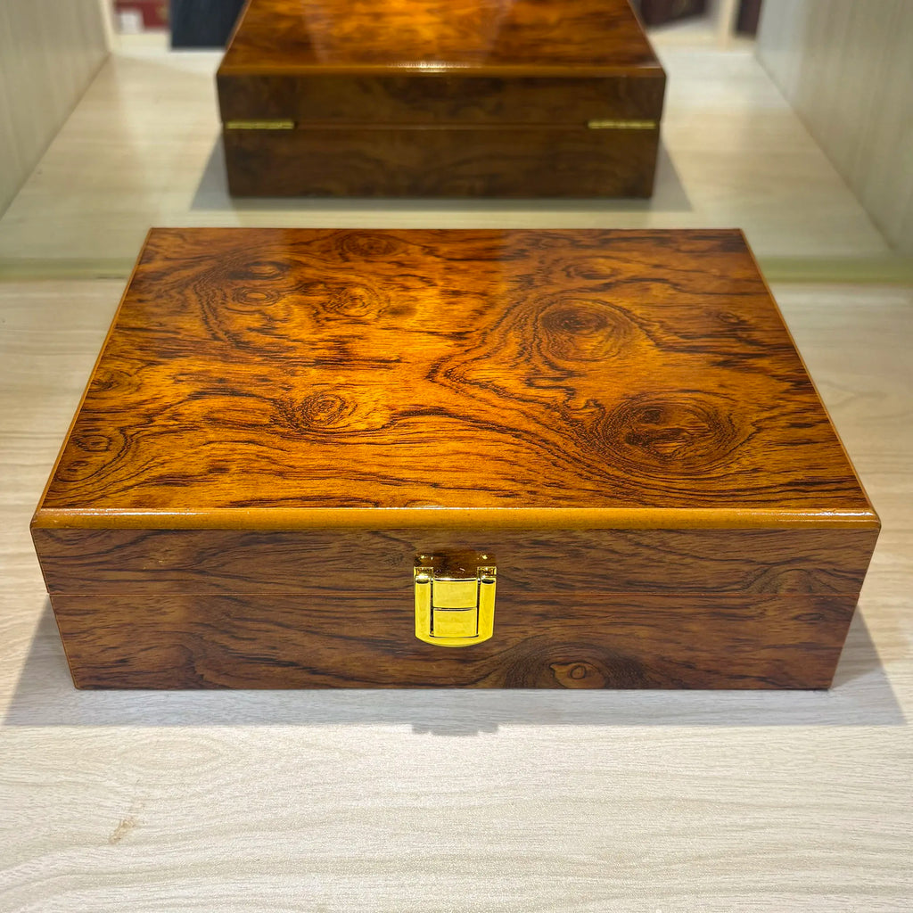 Boîte Rangement Bois Laqué Luxe | Organisez Ceintures & Accessoires avec Raffinement
