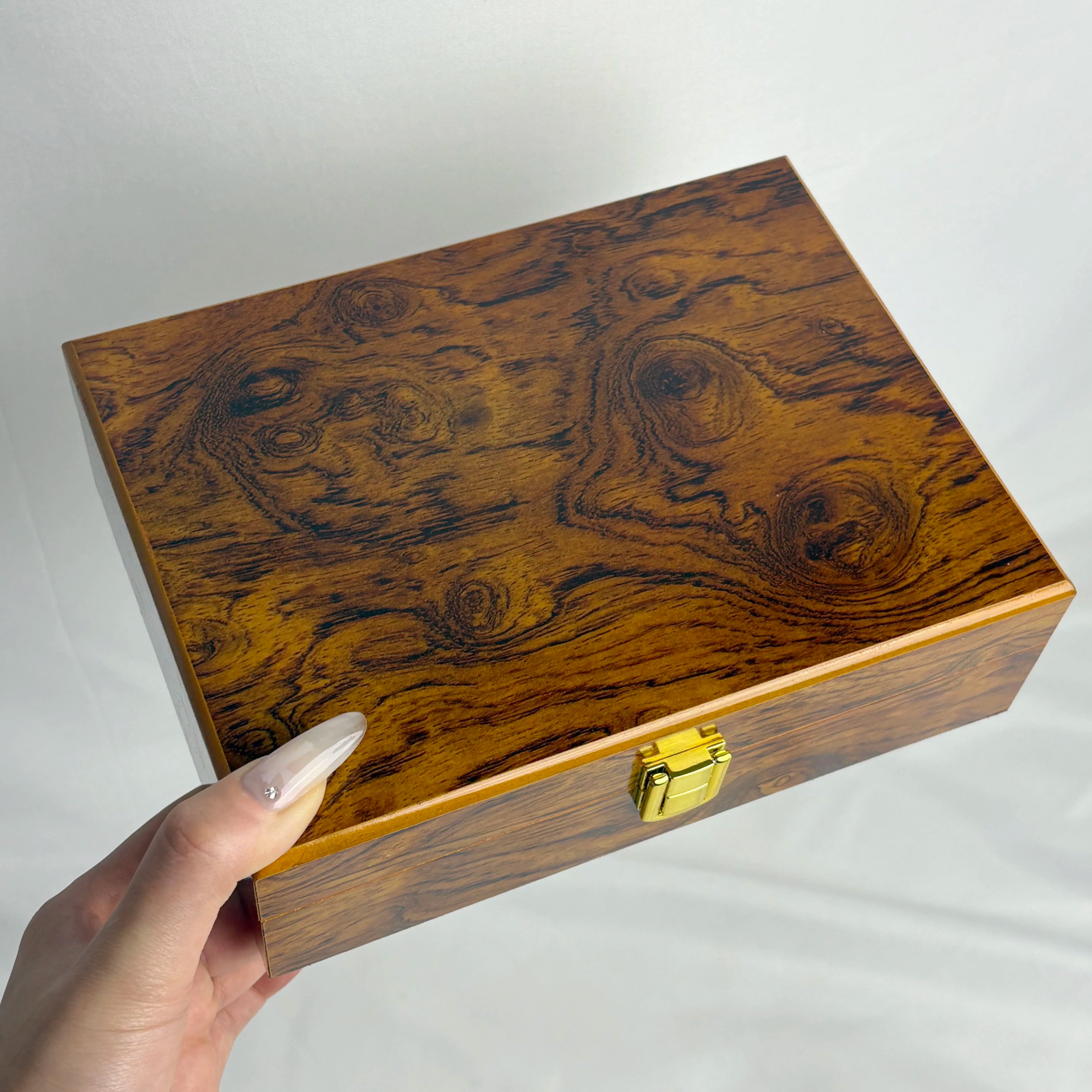 Boîte Rangement Bois Laqué Luxe | Organisez Ceintures & Accessoires avec Raffinement