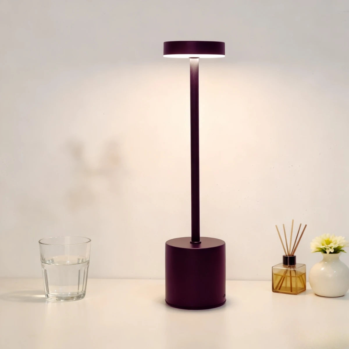Lampe Bureau LED Ambiante Tactile USB | Éclairez Votre Espace & Rechargez Sans Fil