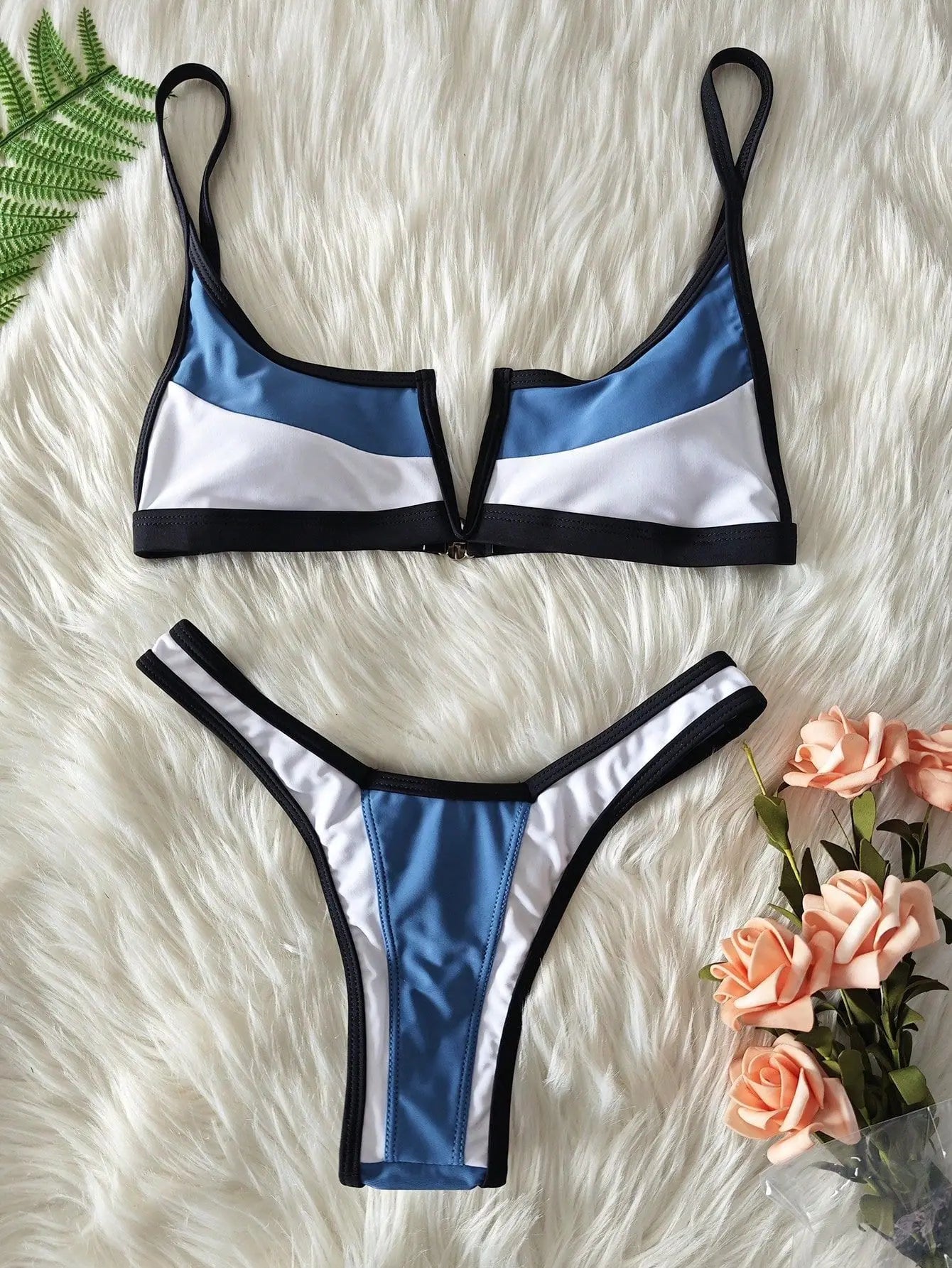 V-Shape Splicing Thong Bikini | Bold Color-Block Swimwear That Turns Heads