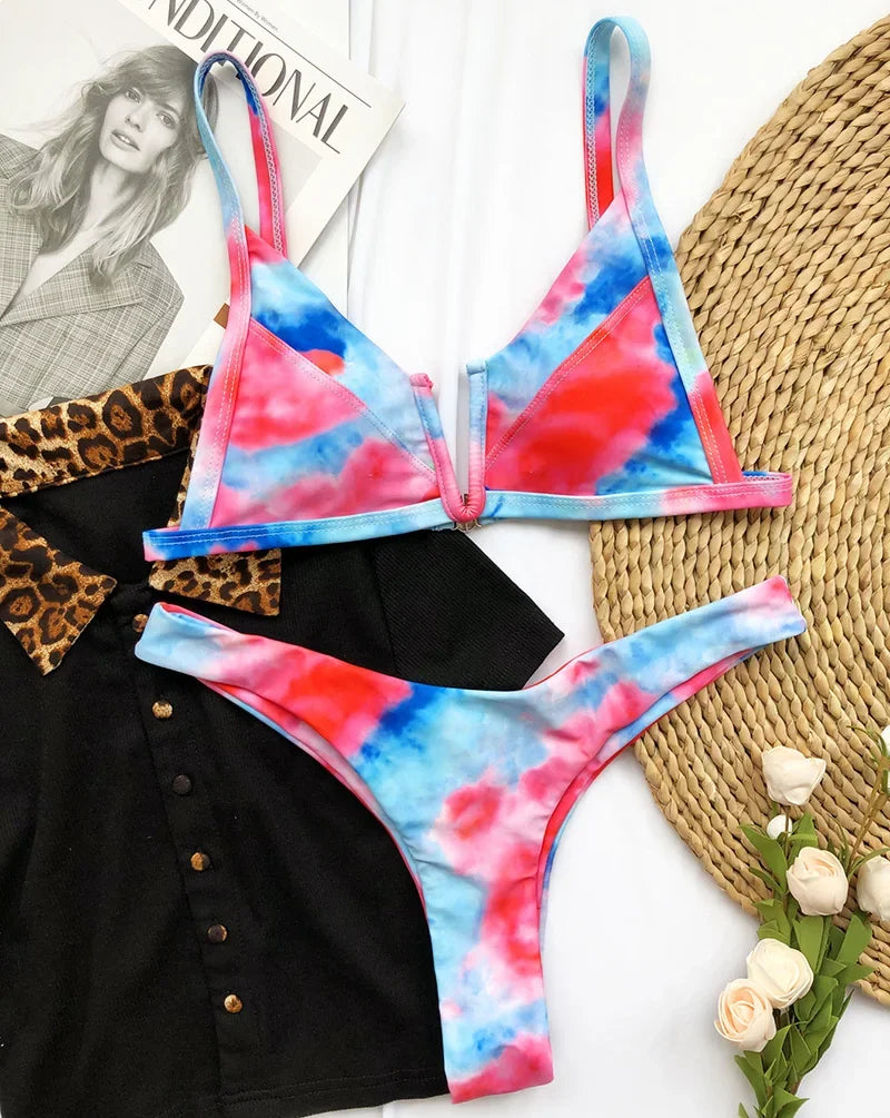 V-Shape Splicing Thong Bikini | Bold Color-Block Swimwear That Turns Heads