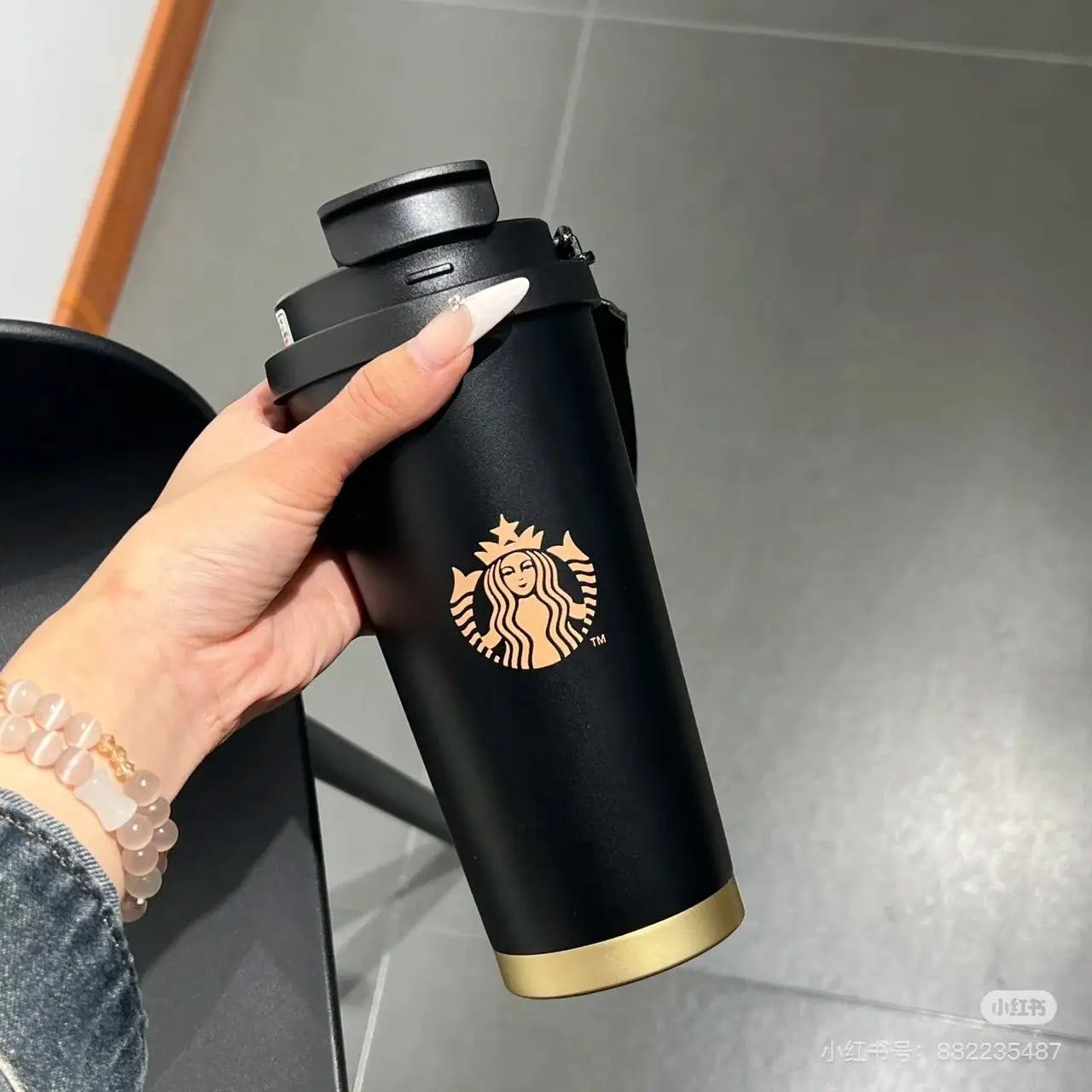 Premium Stainless Steel Thermos | Keep Your Drink Cold All Day at the Beach
