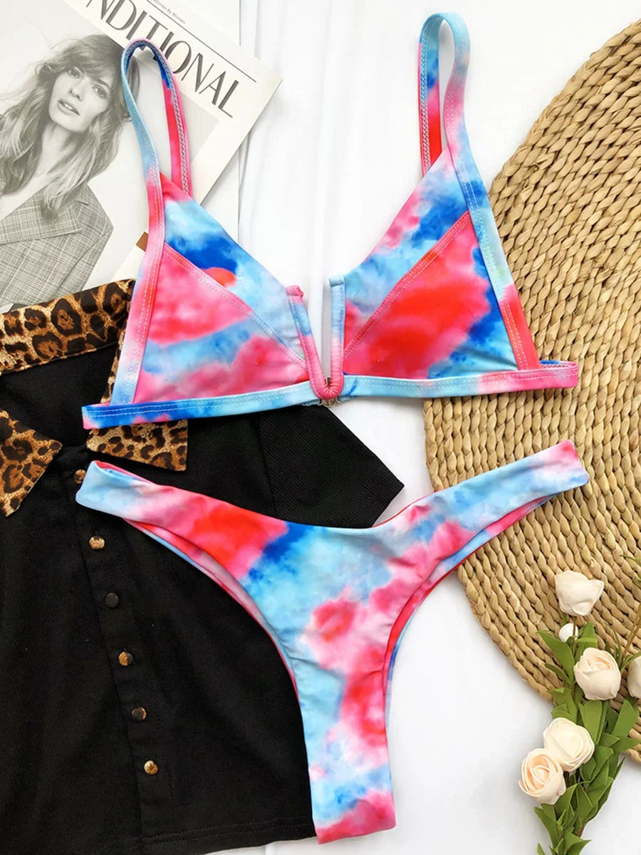 V-Shape Splicing Thong Bikini | Bold Color-Block Swimwear That Turns Heads