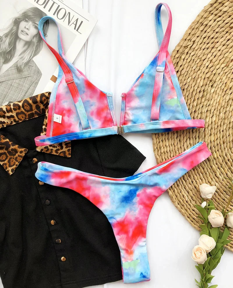 V-Shape Splicing Thong Bikini | Bold Color-Block Swimwear That Turns Heads